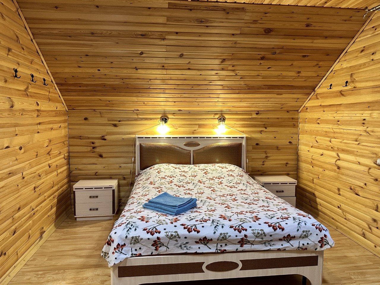 Polar Inn House 